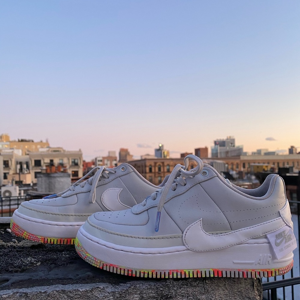 Nike Women's Gray Air Force 1 Jester Floral Print